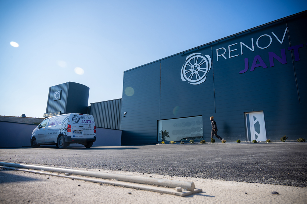 Atelier Renov Jantes, pour réparation et personnalisation